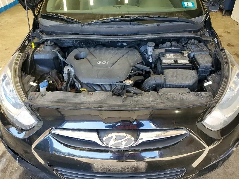 2013 HYUNDAI ACCENT GS  