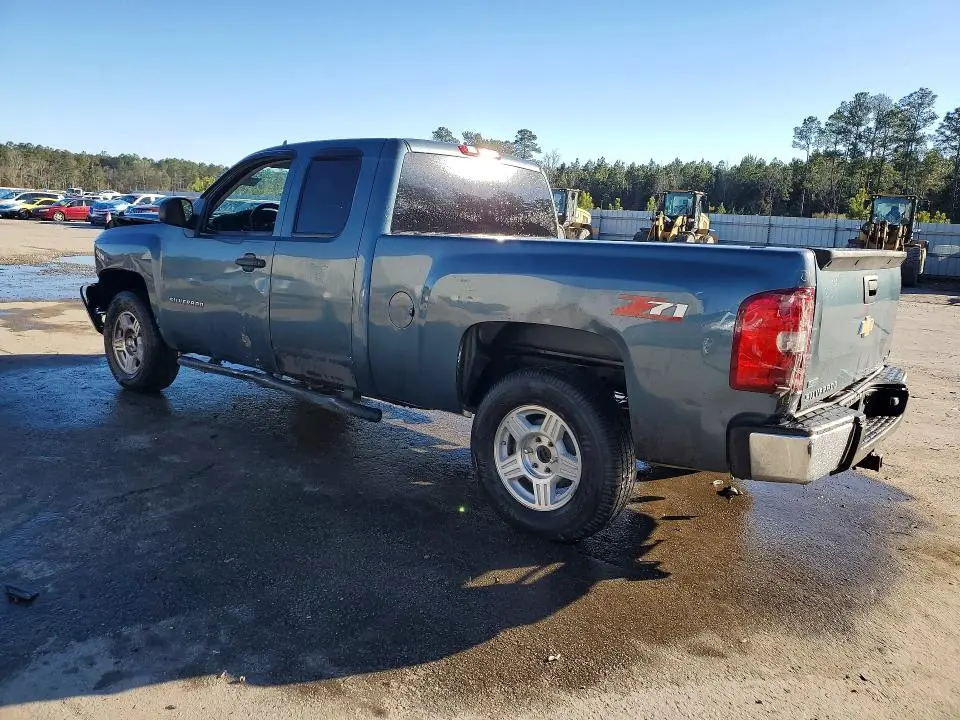 2011 CHEVROLET SILVERADO C1500 LT  