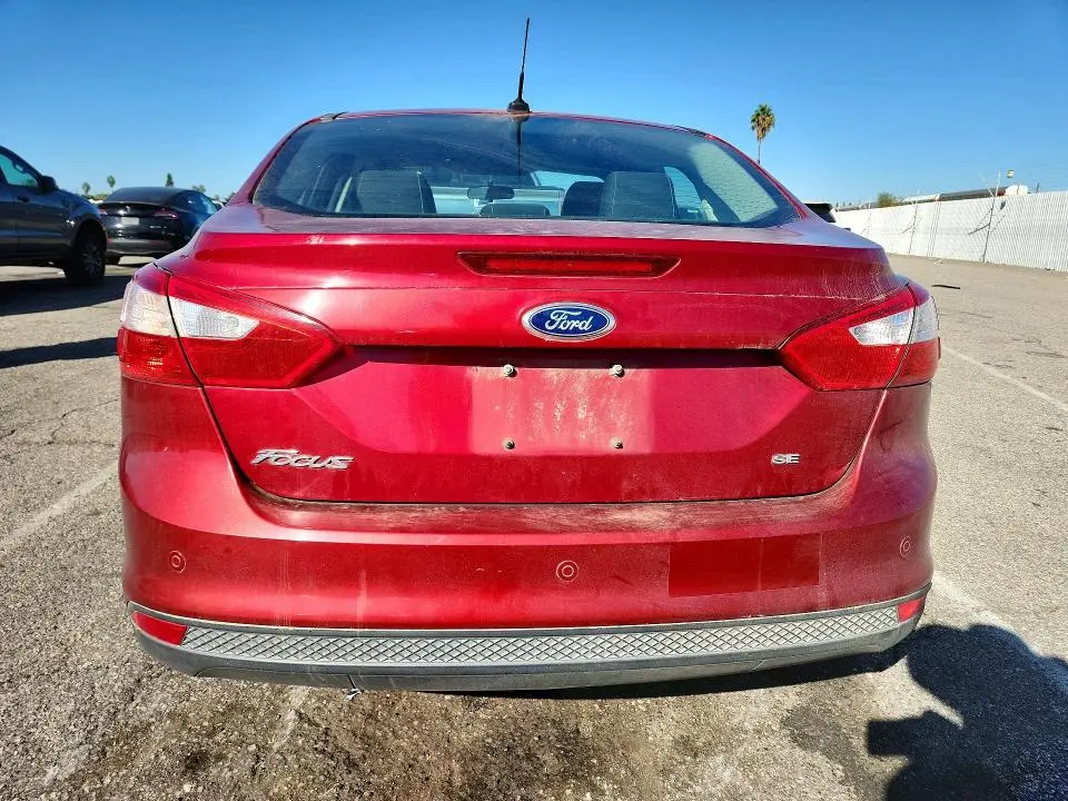 2014 FORD FOCUS SE  