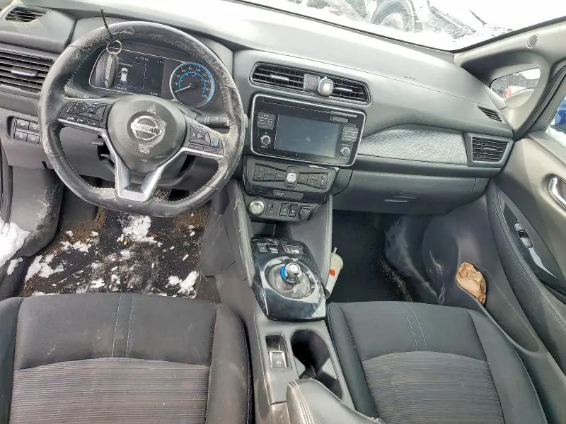 2019 NISSAN LEAF S  