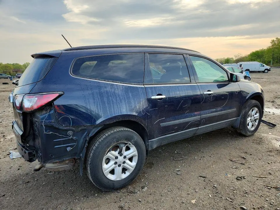 2015 CHEVROLET TRAVERSE LS  