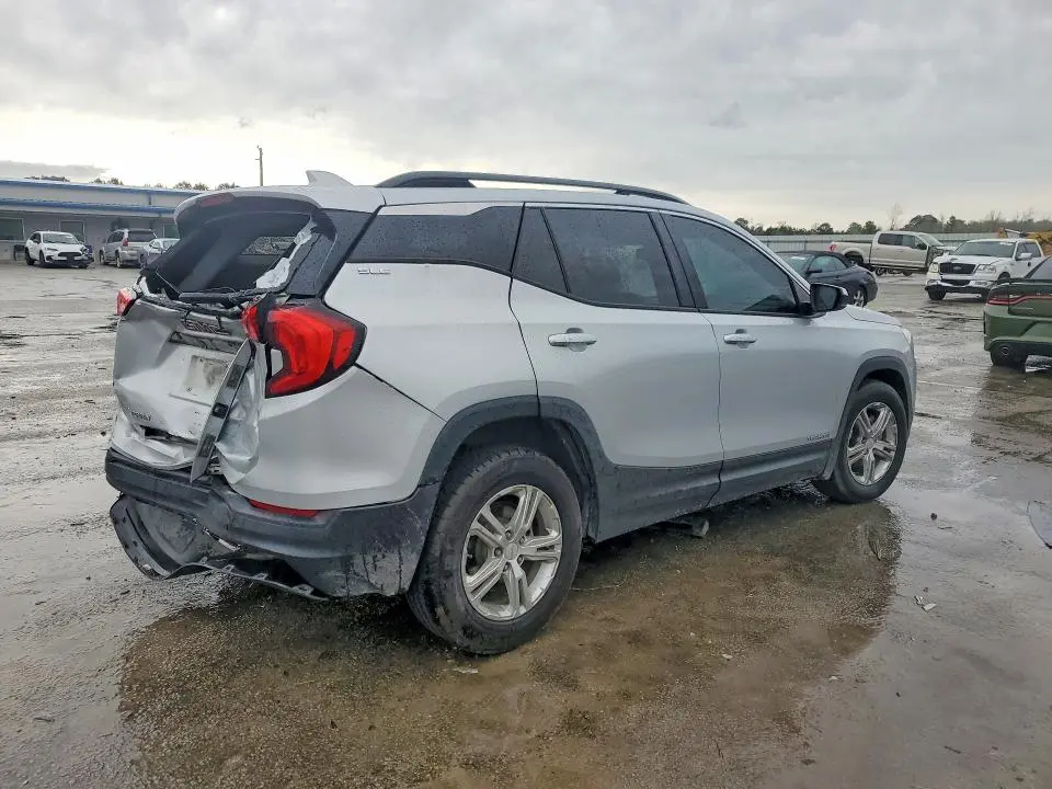 2018 GMC TERRAIN SLE  