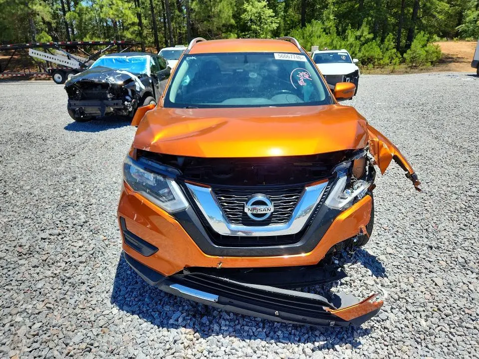 2017 NISSAN ROGUE SV  