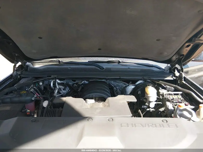 2015 CHEVROLET SUBURBAN 1500 LS