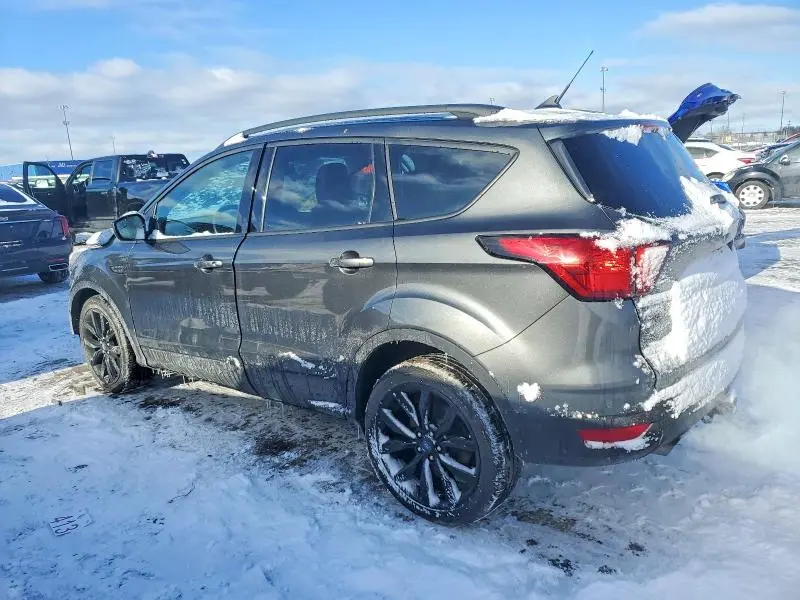 2019 FORD ESCAPE TITANIUM  
