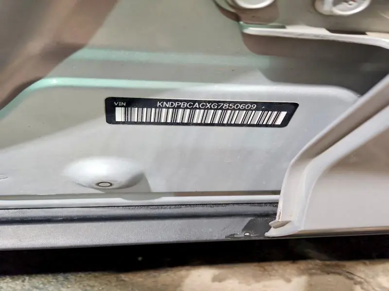 2016 KIA SPORTAGE LX  