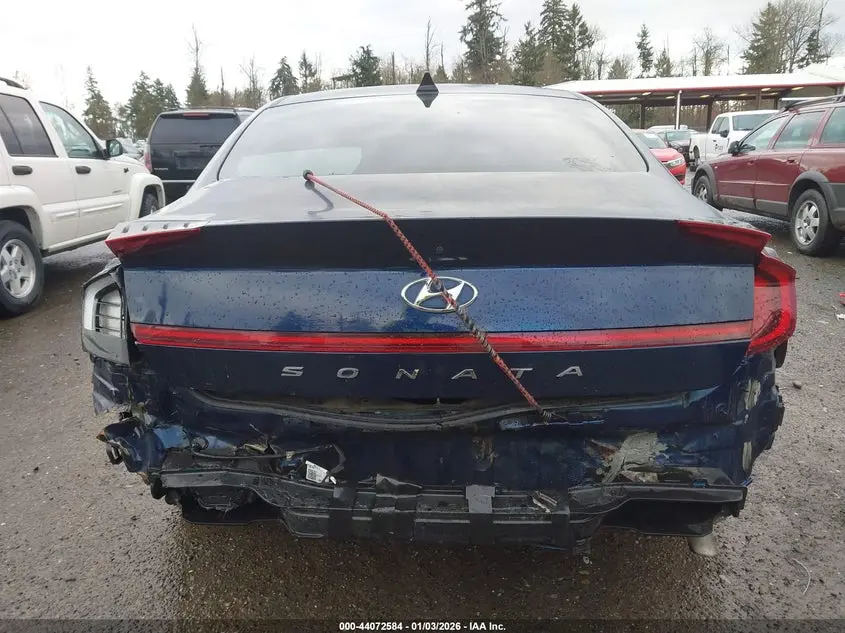 2021 HYUNDAI SONATA SE