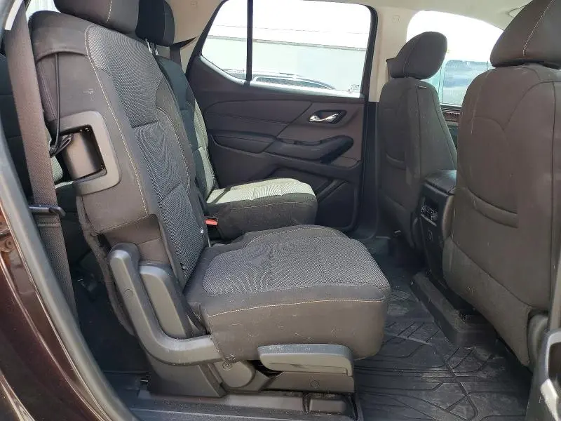 2020 CHEVROLET TRAVERSE LT  