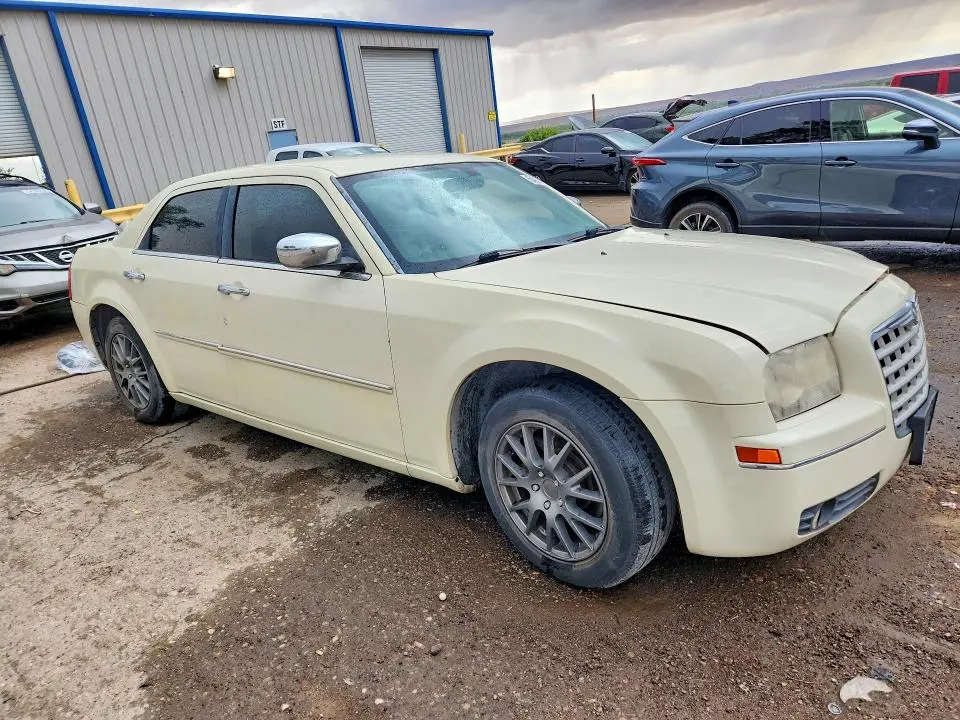 2010 CHRYSLER 300 TOURING  
