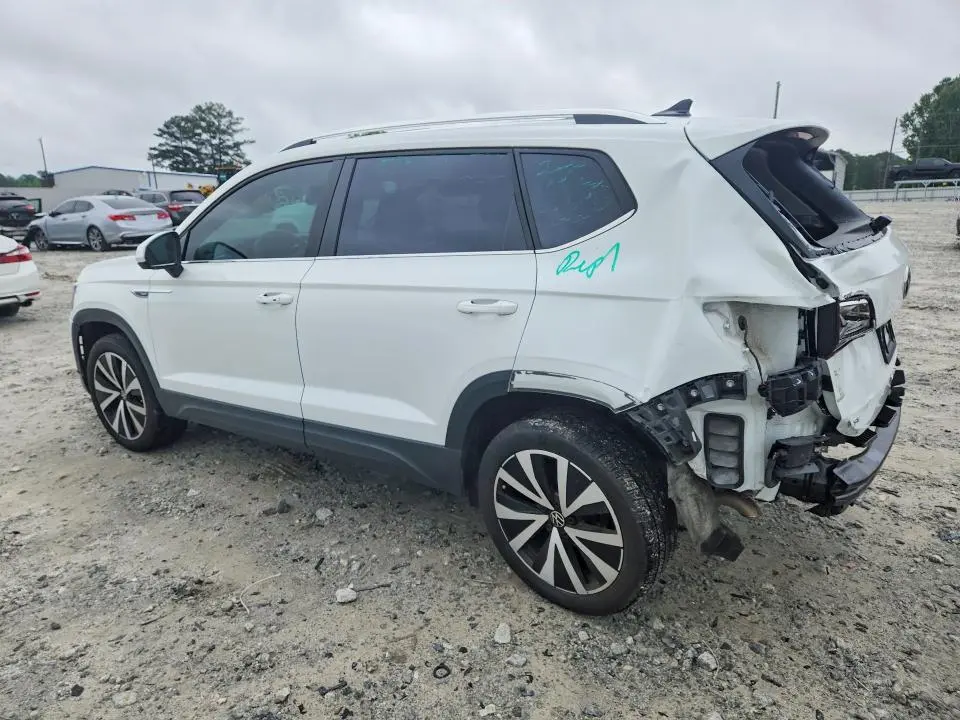 2024 VOLKSWAGEN TAOS SE  
