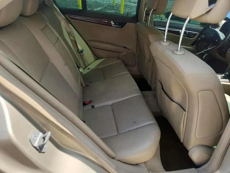 2011 MERCEDES-BENZ C 300  
