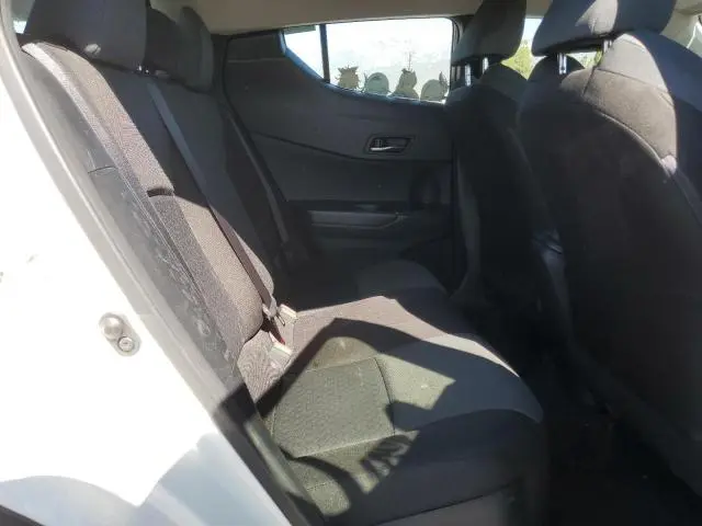 2021 TOYOTA C-HR XLE  