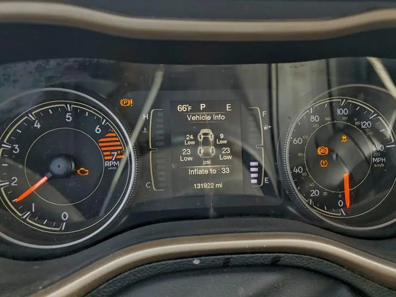 2017 JEEP CHEROKEE SPORT  