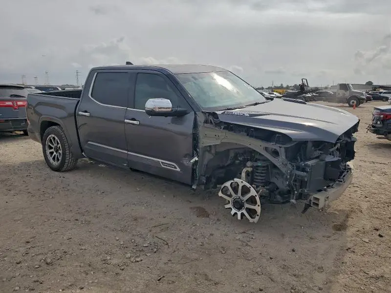 2023 TOYOTA TUNDRA CREWMAX CAPSTONE  