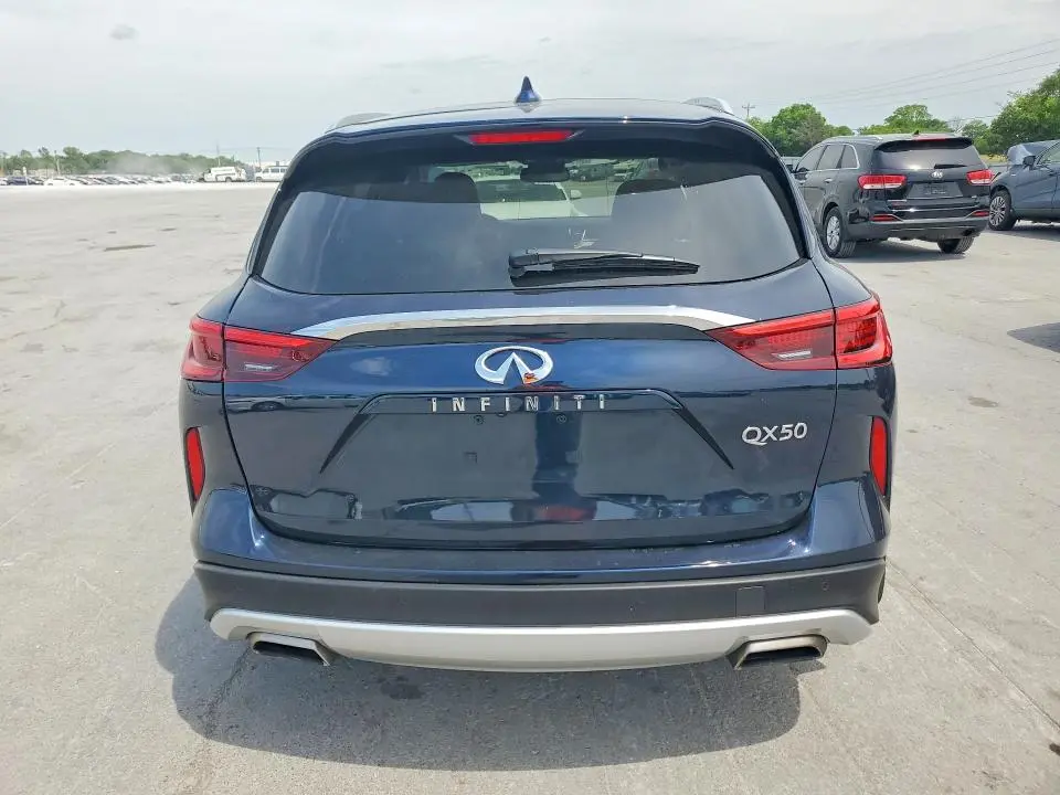 2020 INFINITI QX50 LUXE  