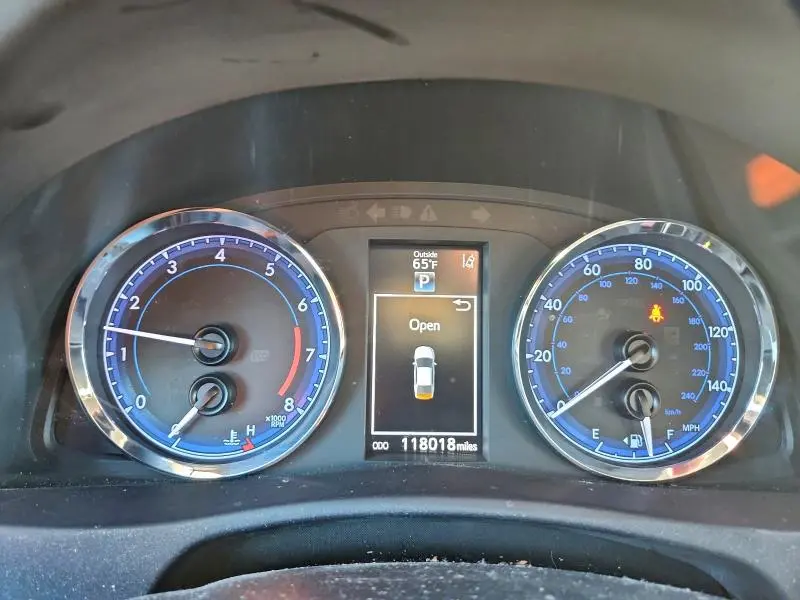 2019 TOYOTA COROLLA L  