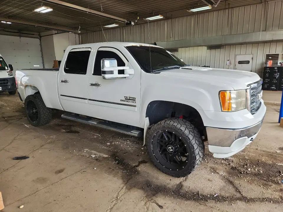 2014 GMC SIERRA K2500 SLE  