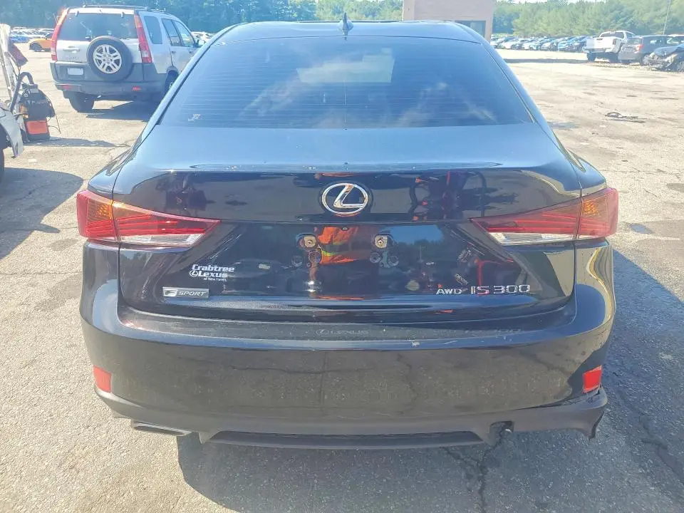 2018 LEXUS IS 300  