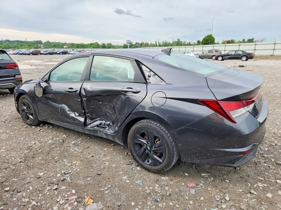 2023 HYUNDAI ELANTRA SEL  