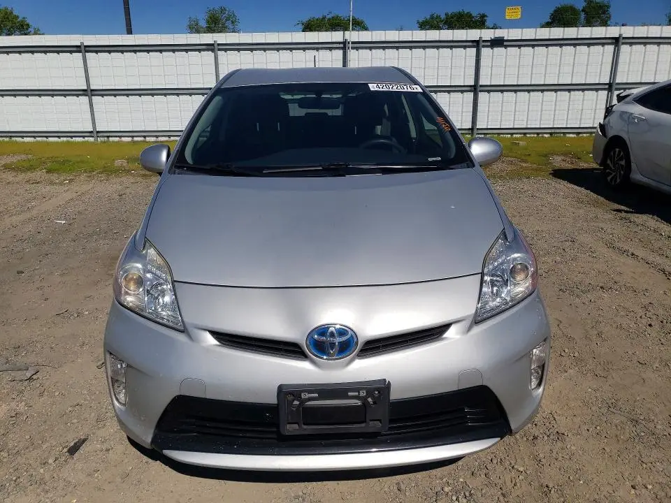 2015 TOYOTA PRIUS TWO  