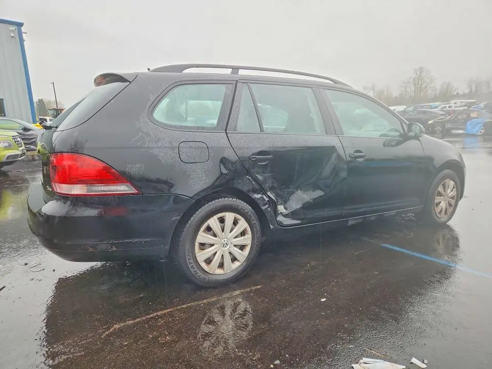 2011 VOLKSWAGEN JETTA S  