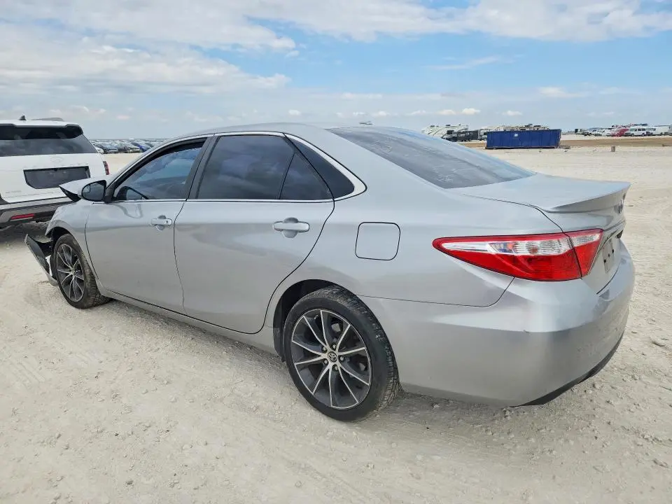 2015 TOYOTA CAMRY XSE  