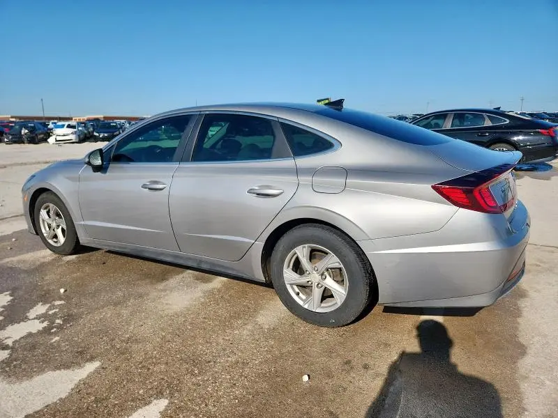 2020 HYUNDAI SONATA SE  