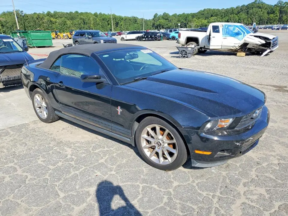 2010 FORD MUSTANG   