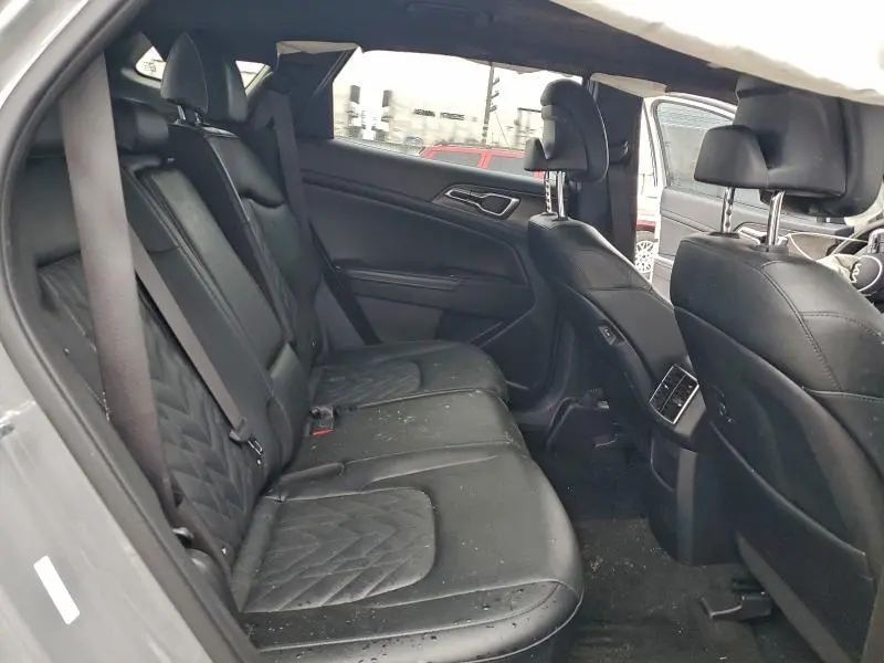 2023 KIA SPORTAGE X-PRO  