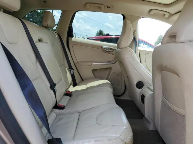2011 VOLVO XC60 3.2  