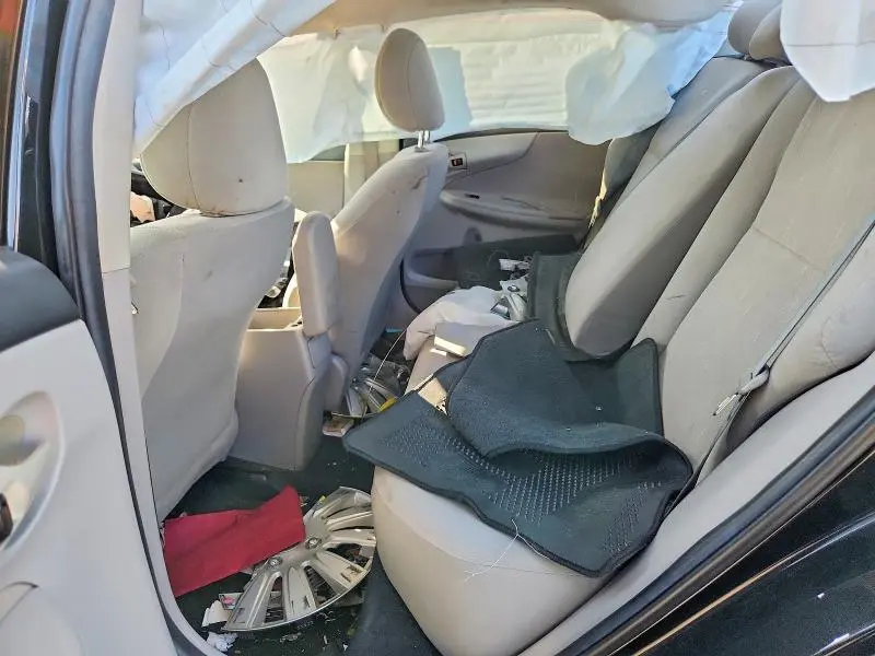 2013 TOYOTA COROLLA L  