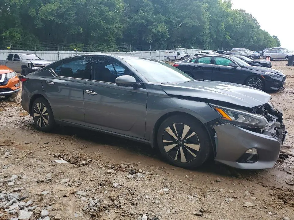 2019 NISSAN ALTIMA SL  