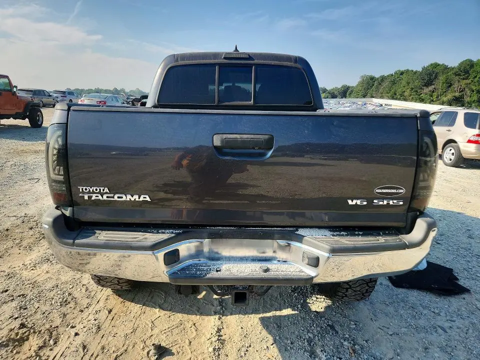 2012 TOYOTA TACOMA V6  