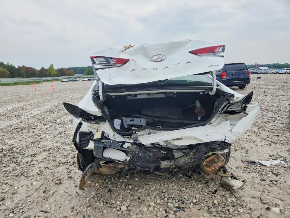 2018 HYUNDAI SONATA SPORT  