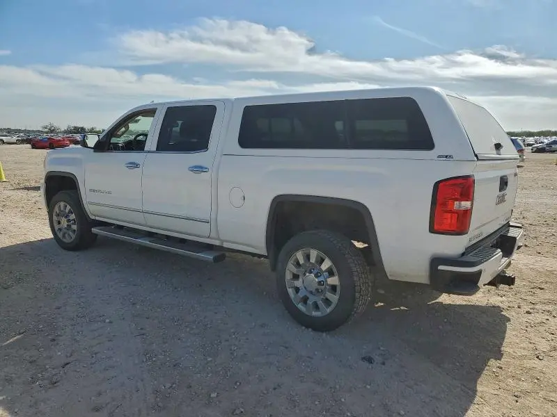 2015 GMC SIERRA K2500 DENALI  