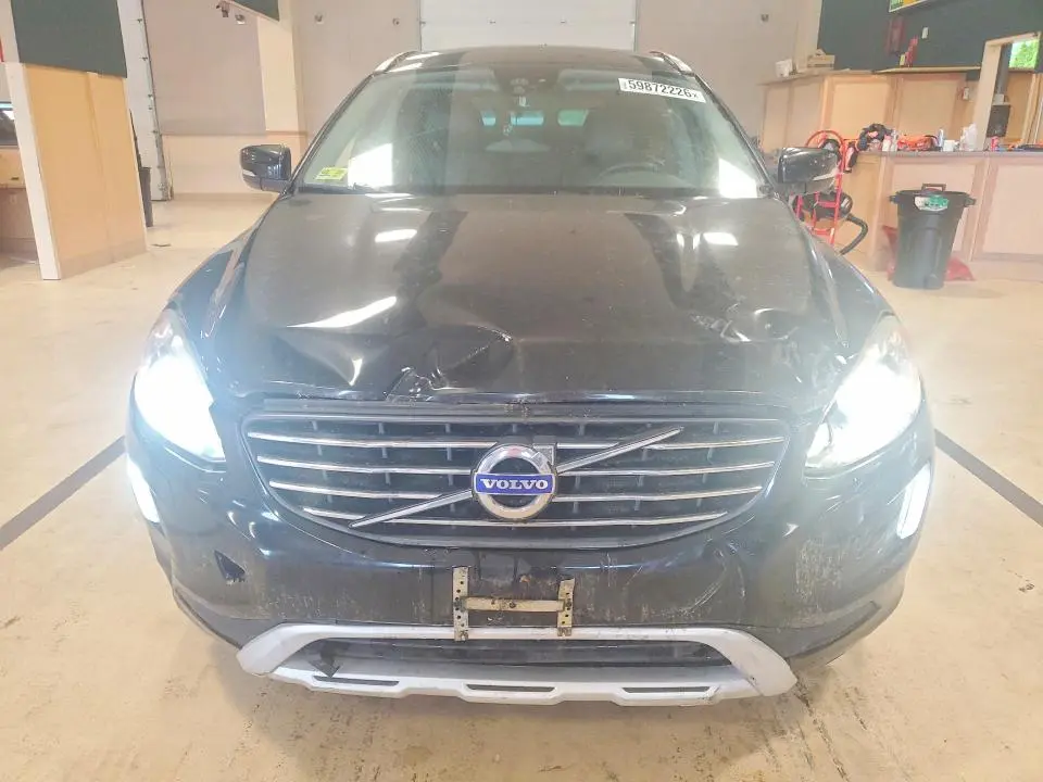 2017 VOLVO XC60 T5 DYNAMIC  