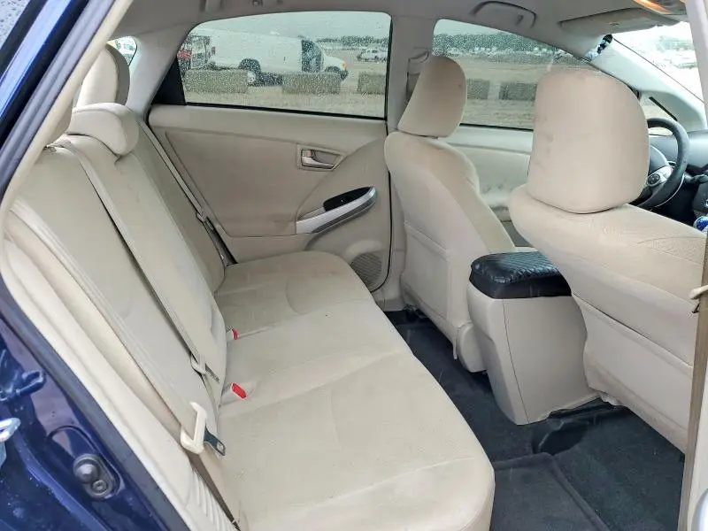 2014 TOYOTA PRIUS THREE  