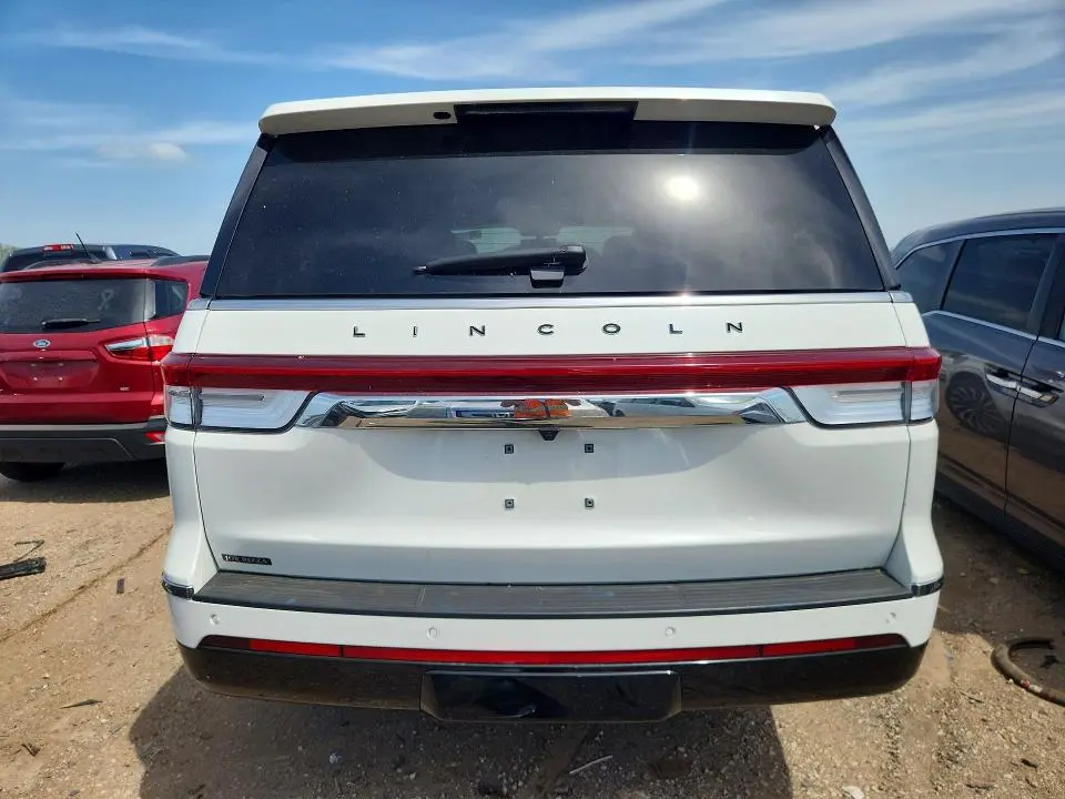 2022 LINCOLN NAVIGATOR L BLACK LABEL  