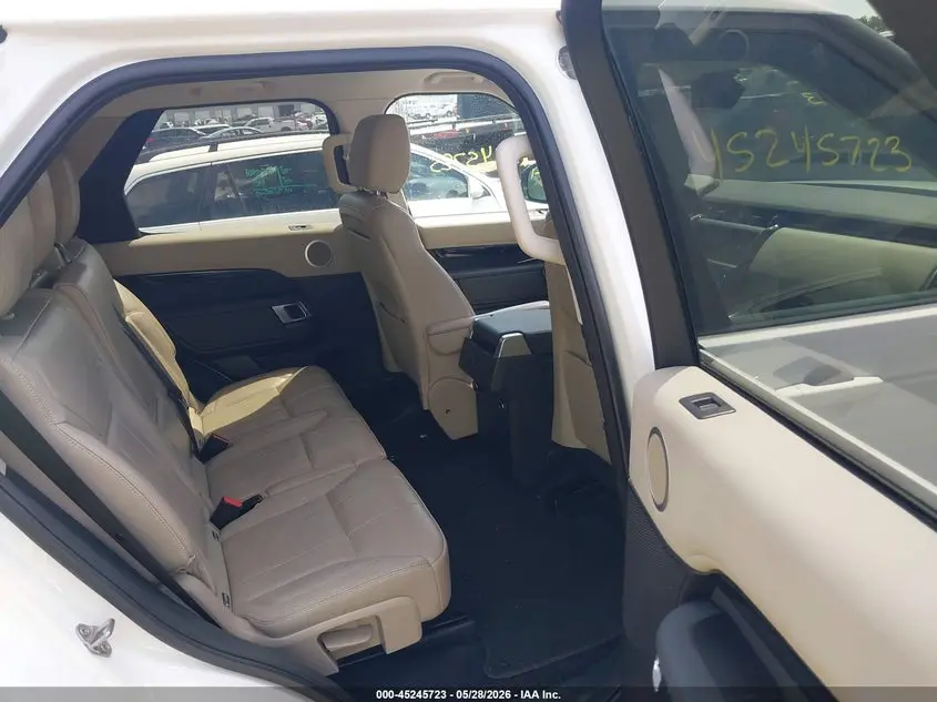 2018 LAND ROVER DISCOVERY SE