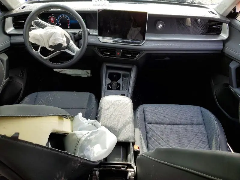 2025 VOLKSWAGEN TIGUAN SE  