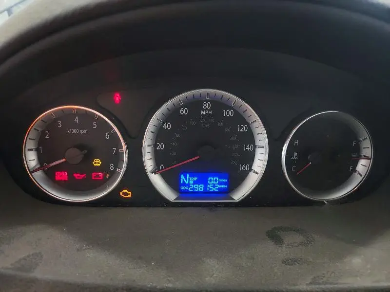 2010 HYUNDAI SONATA GLS  