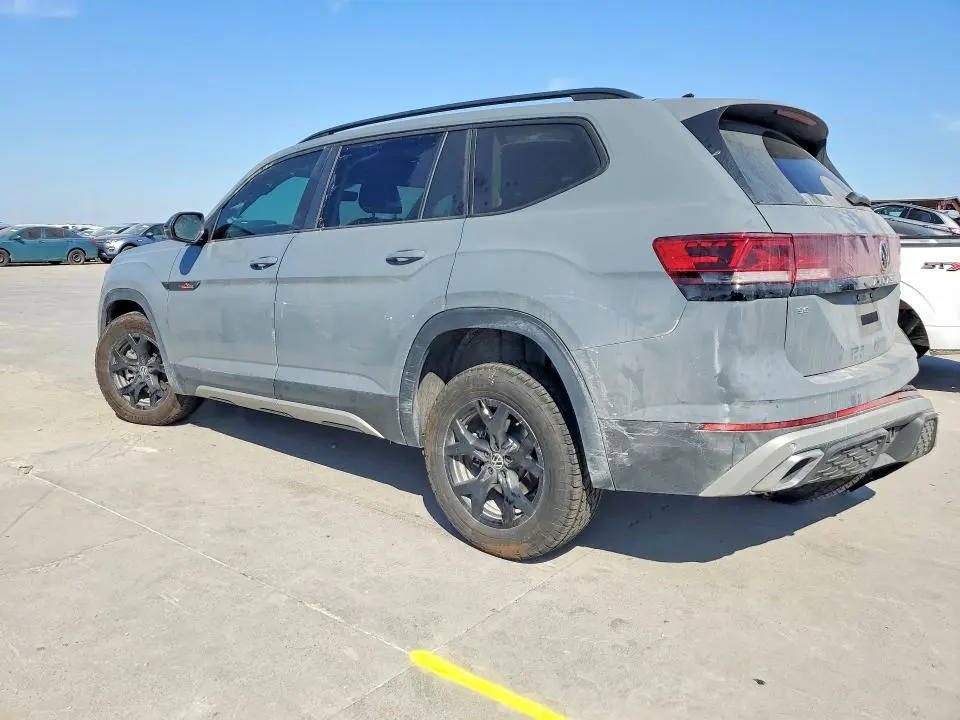 2024 VOLKSWAGEN ATLAS PEAK EDITION SE  