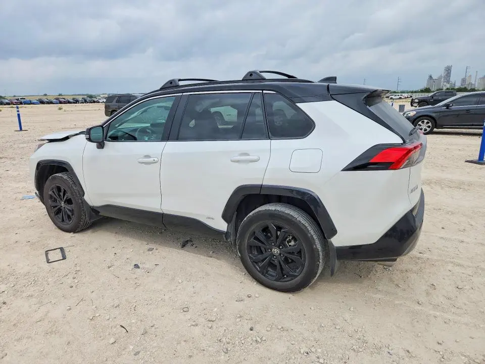 2024 TOYOTA RAV4 XSE  