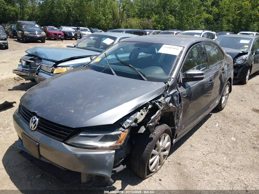 2012 VOLKSWAGEN JETTA 2.5L SE