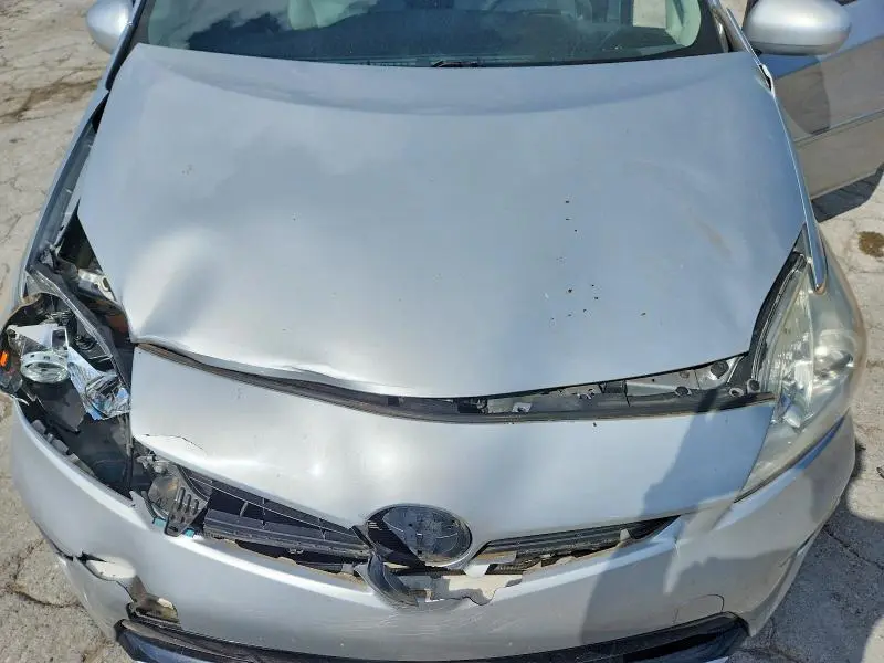 2013 TOYOTA PRIUS TWO  