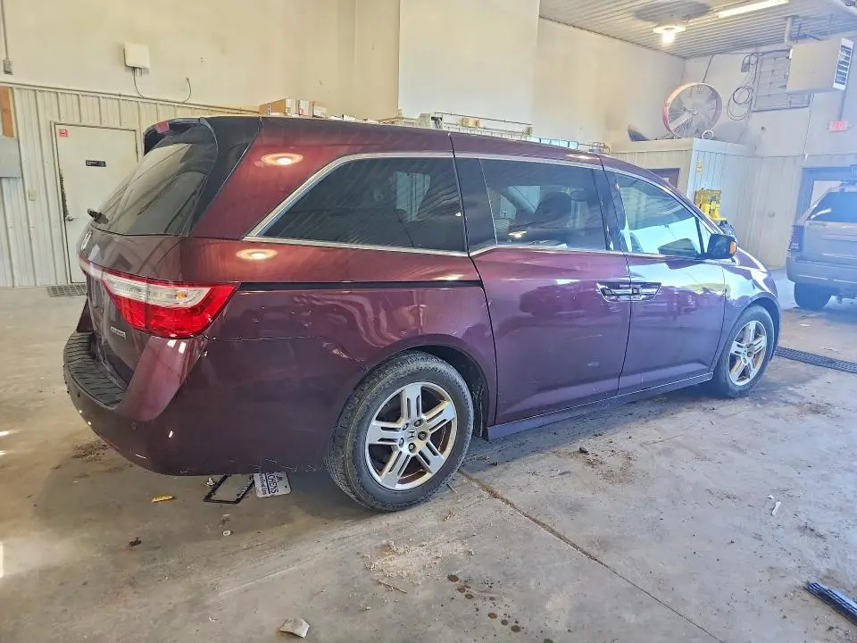 2013 HONDA ODYSSEY TOURING  