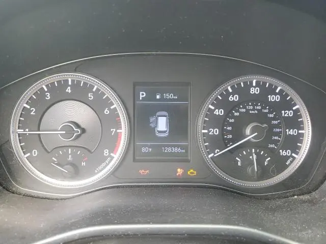 2020 HYUNDAI SANTA FE SE  