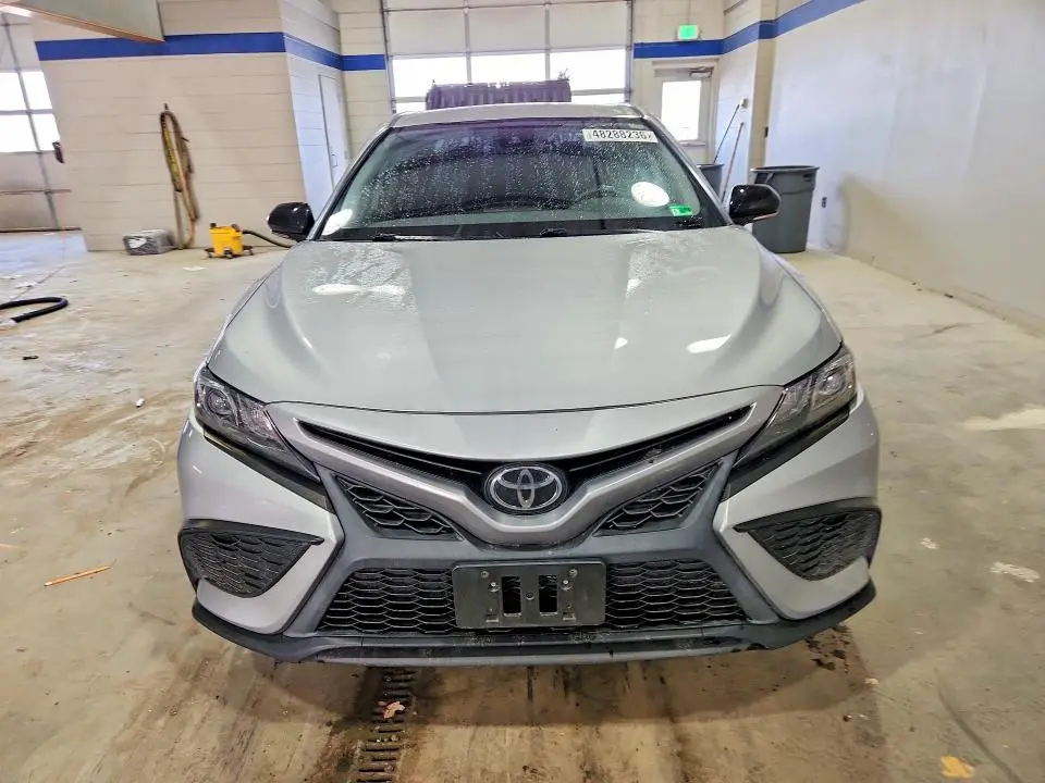 2022 TOYOTA CAMRY SE NIGHTSHADE  