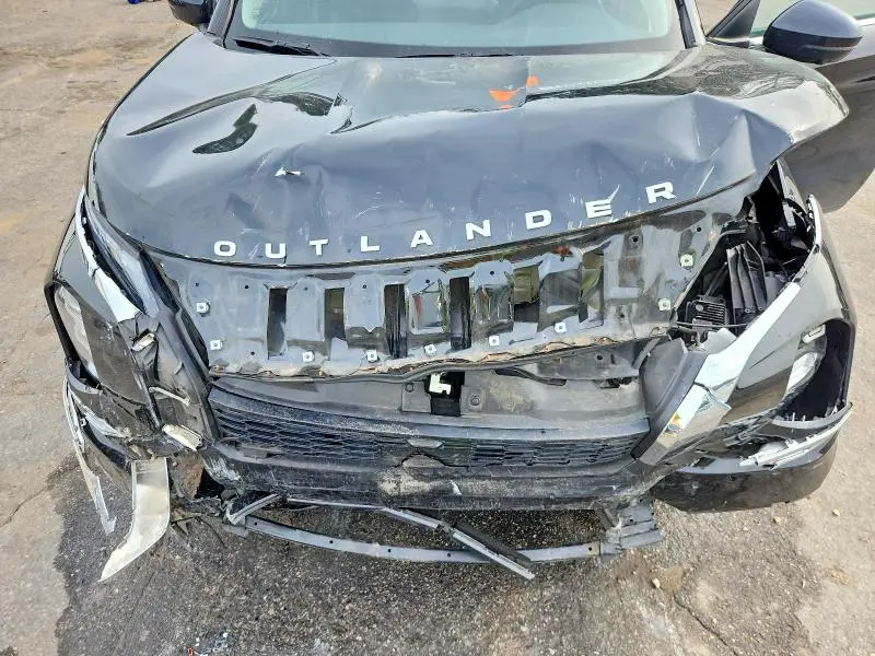 2023 MITSUBISHI OUTLANDER SE  