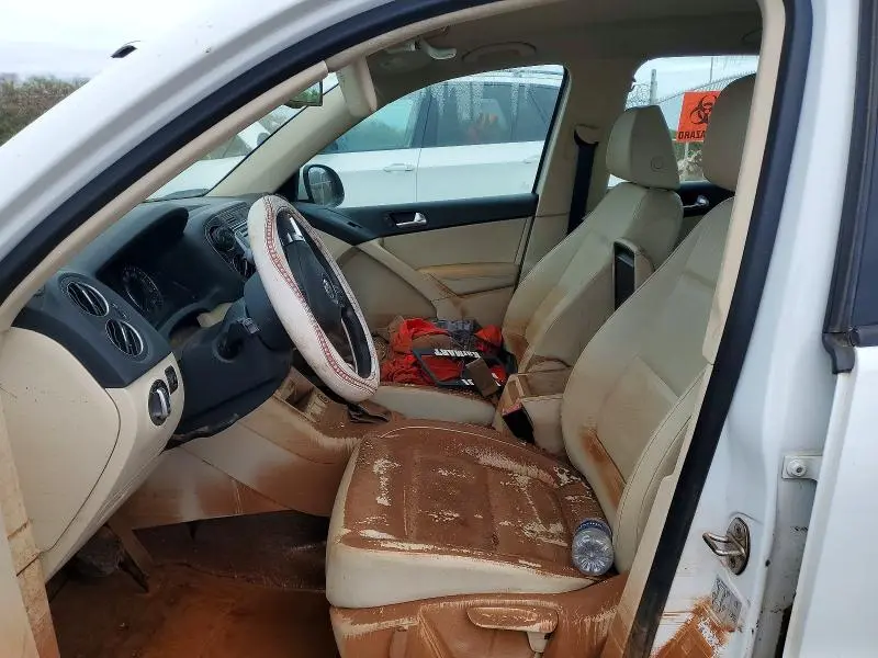2017 VOLKSWAGEN TIGUAN S  